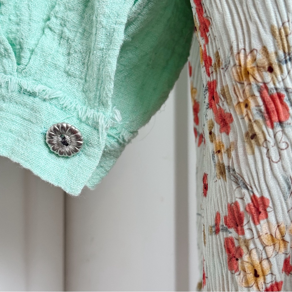 POL Mint Green Floral Patchwork Button-Up Top Siz… - image 5